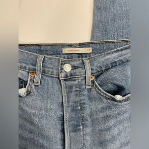 Levi’s Wedgie Skinny Jeans